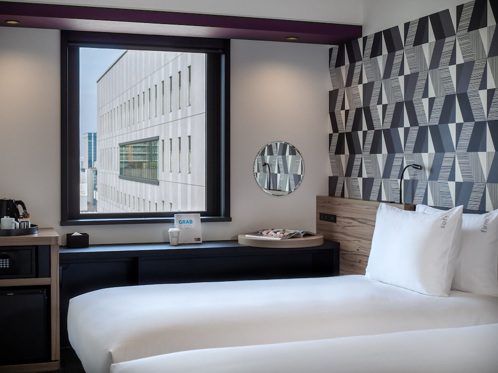 Holiday Inn Express Osaka City Centre Midosuji 30/86