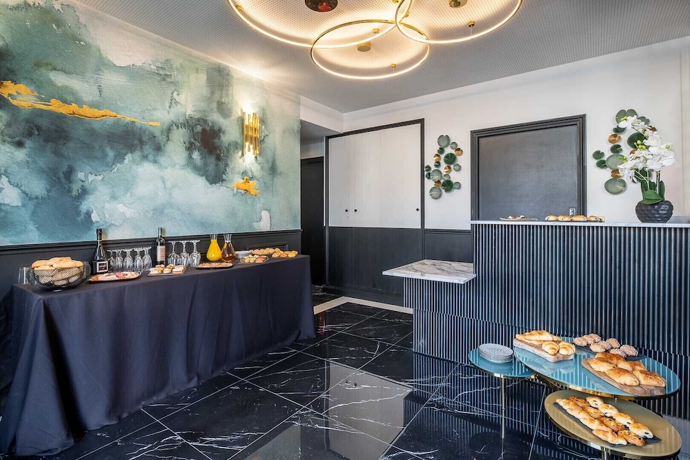 Mijos Appartements Hotel 37/44