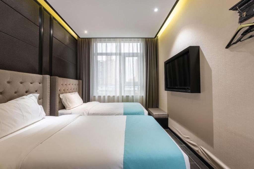 Xana Hotel (Shoujingmao Station New Tiantan Hospital Store) 12/50