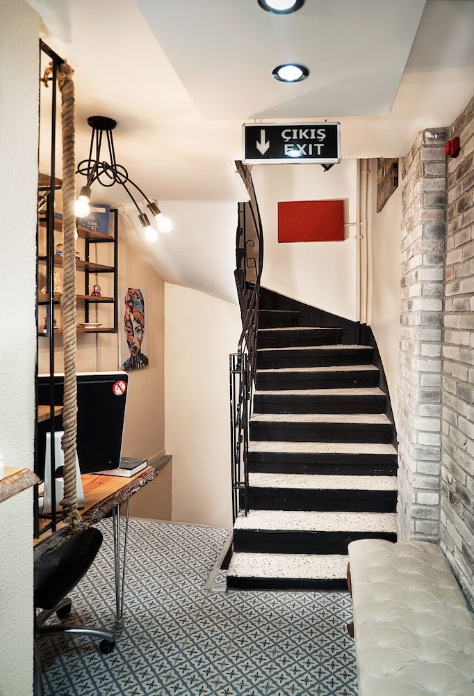 Taksim Yazici Residence 39/68