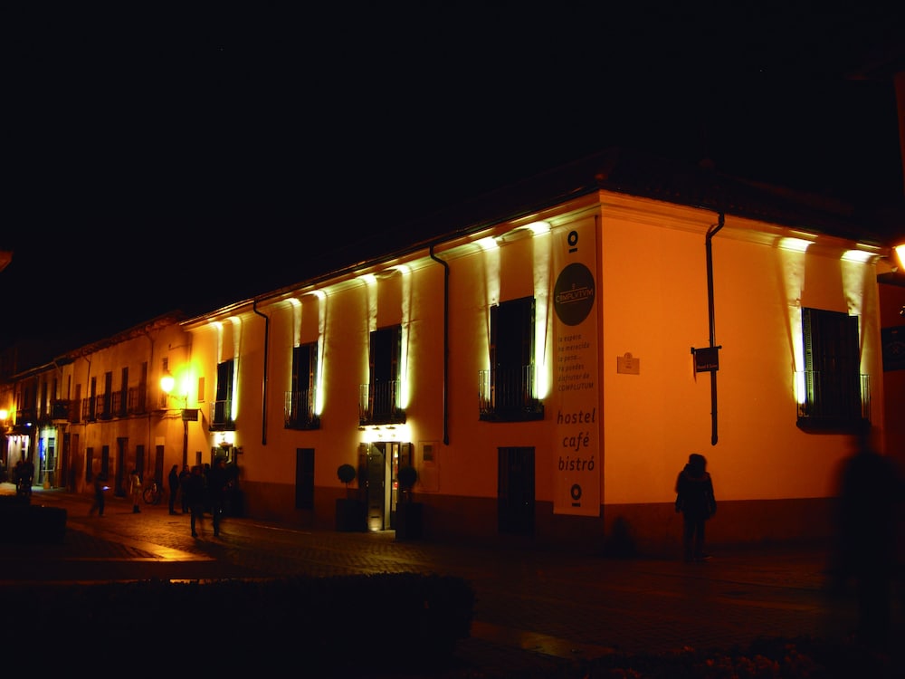Hostel Complutum 1/36