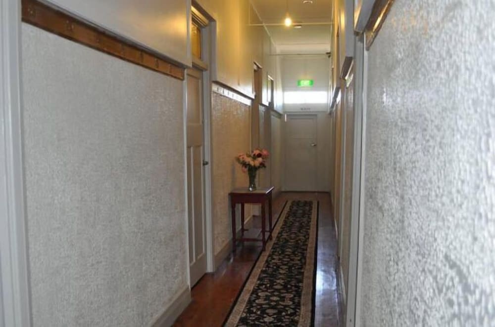 Club Boutique Hotel Cunnamulla 4/50