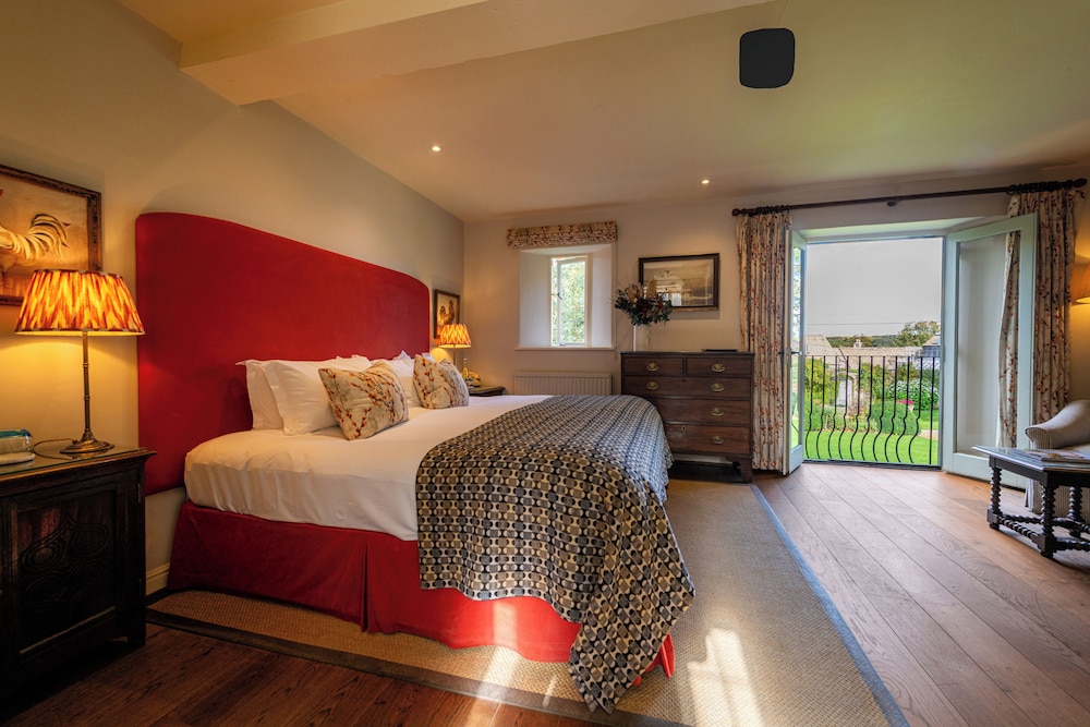 Garden, Superior, King Bed