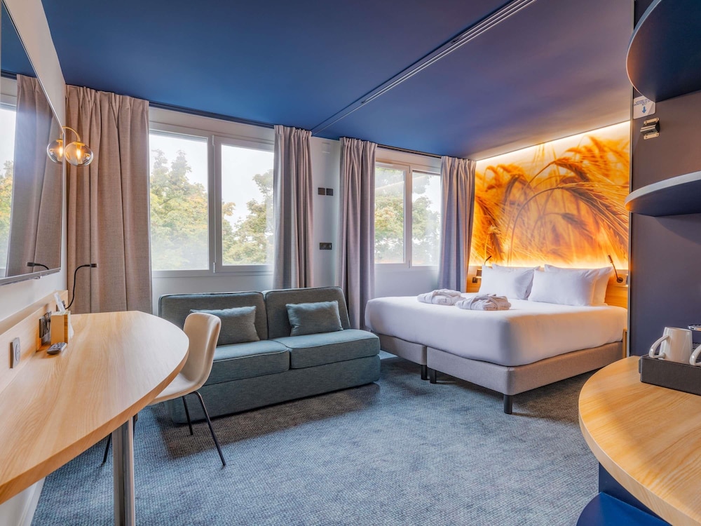 غرفة بريفيليج بسرير مزدوج مع أريكة، Mercure Lyon Est Villefontaine 8/10