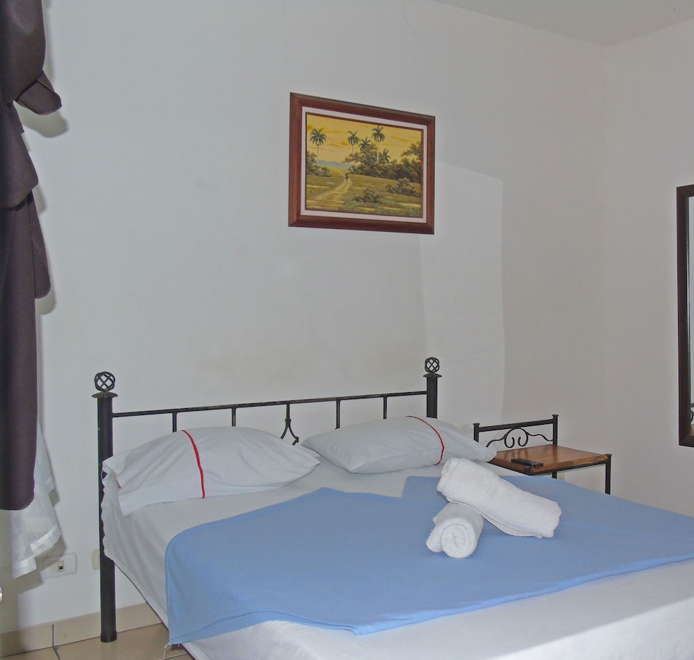 Hotel Quinta Avenida 16/56