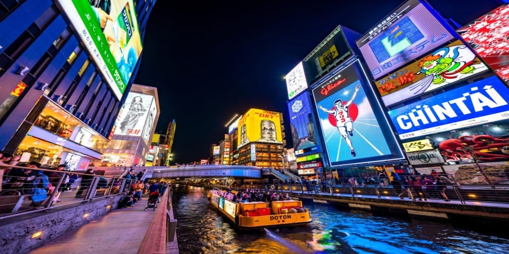 Shinsaibashi-Higashi Crystal Hotel 40/42