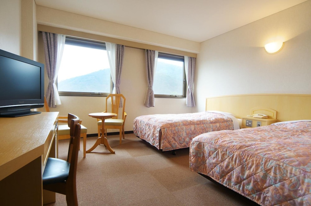 Hotel Sunshine Tokushima 11/63