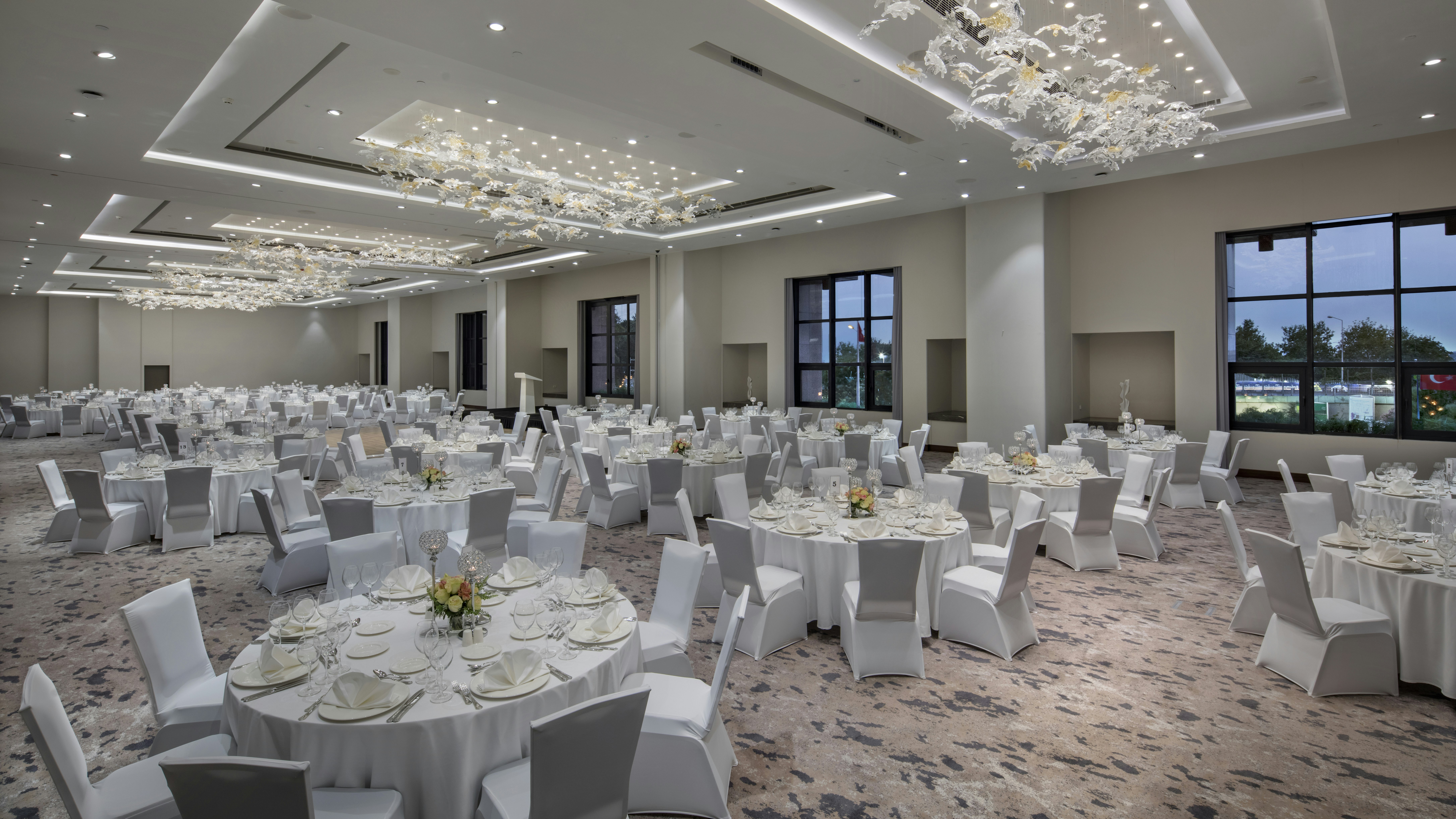 Hilton Istanbul Maslak 78/82