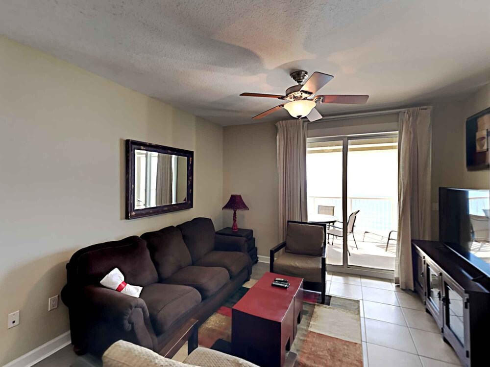 Grand Panama Beach Resort by Emerald View Resorts 44/77