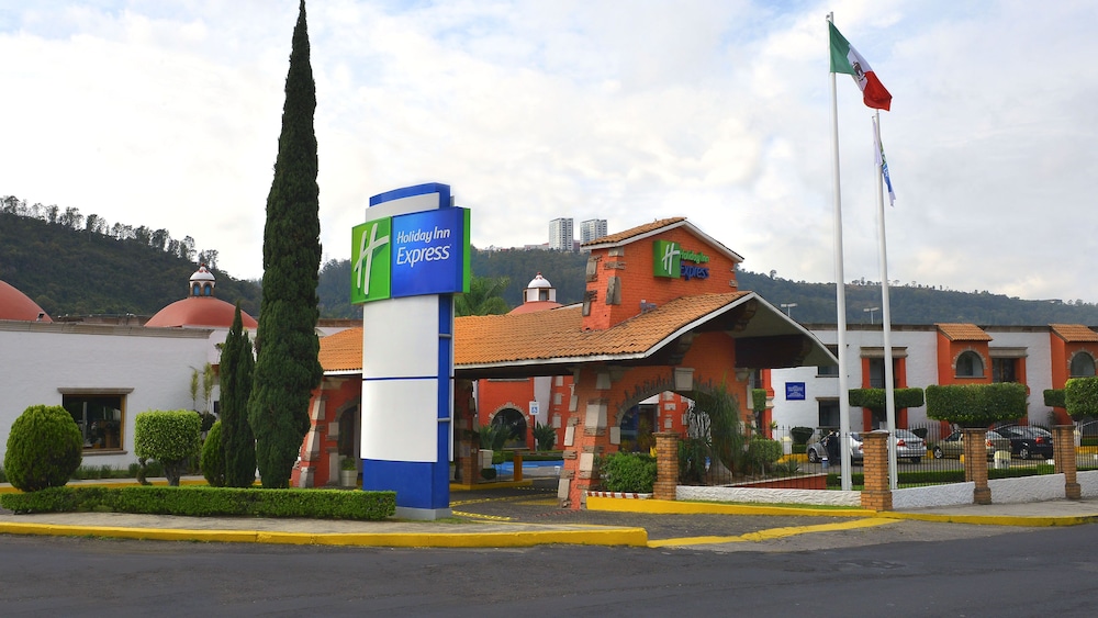 Holiday Inn Express - Morelia 68/76
