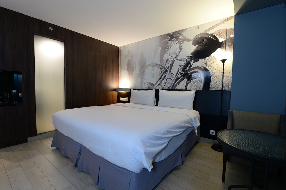Horu Hotel Mangga Dua (formerly Hotel Neo Mangga Dua) 14/35
