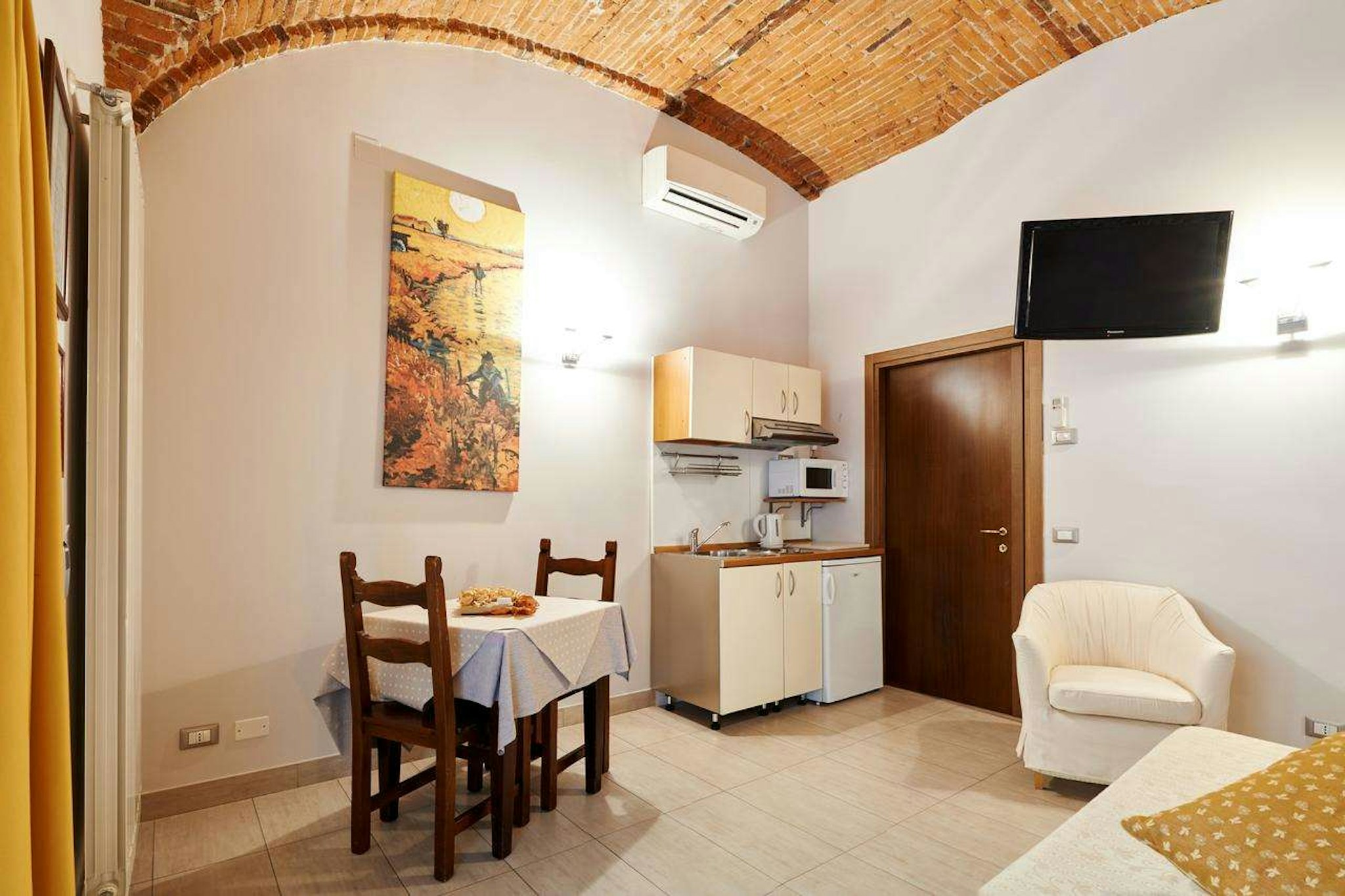 Antico Borgo 17/33