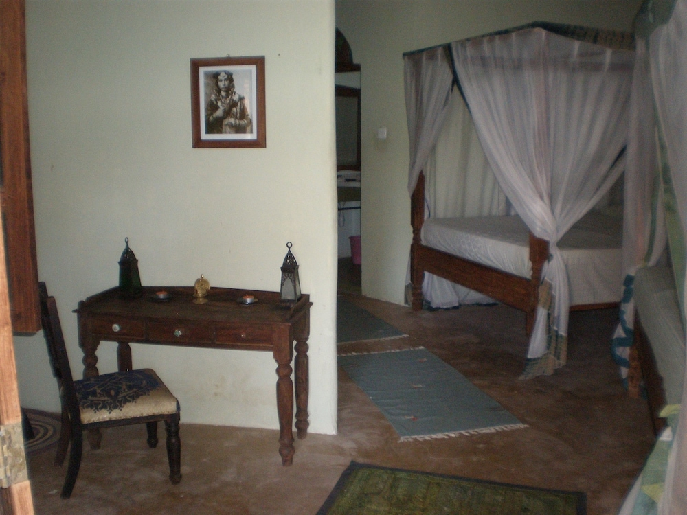Casa Umoja Guesthouse 7/50