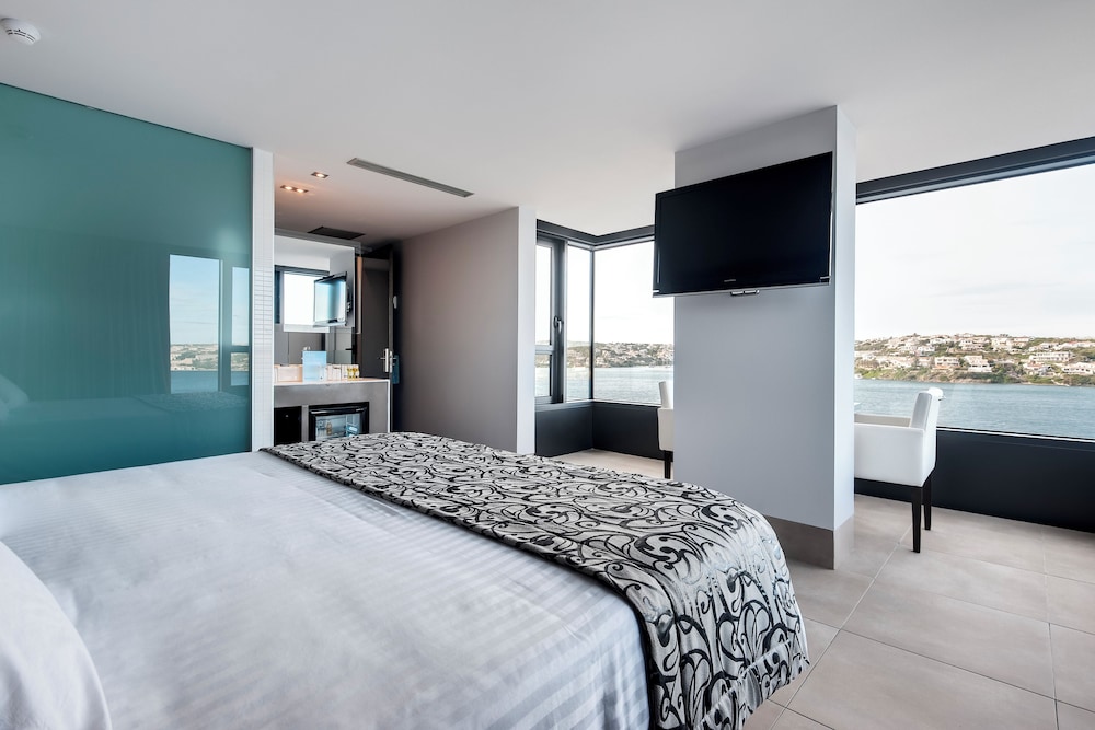 Deluxe, King Bed, Sea View, Barcelo Hamilton Menorca - Adults Only 3/4