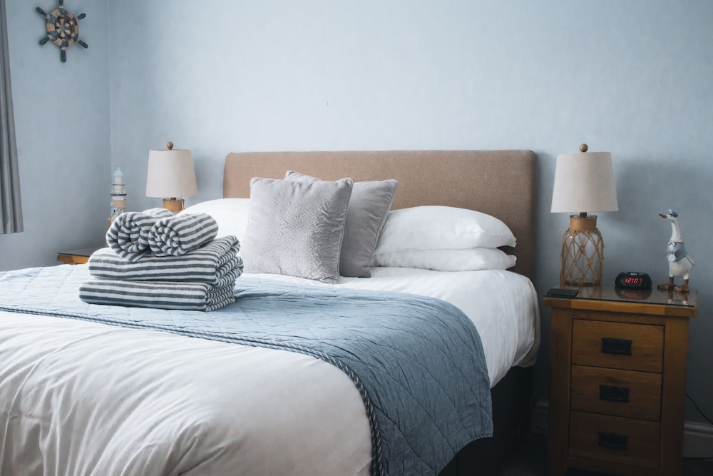 غرفة بسرير مزدوج، Pinewood B&amp;B 4/9