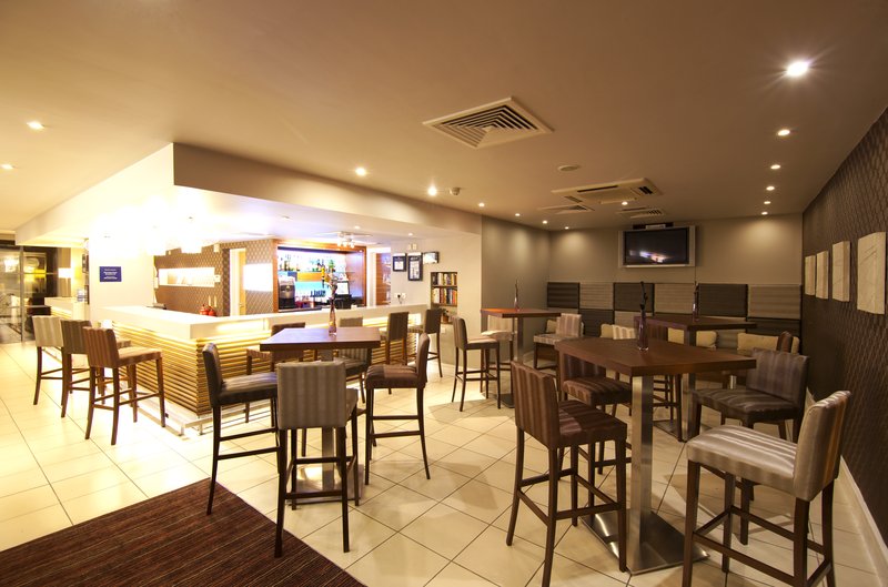 Holiday Inn Express London Croydon 32/50