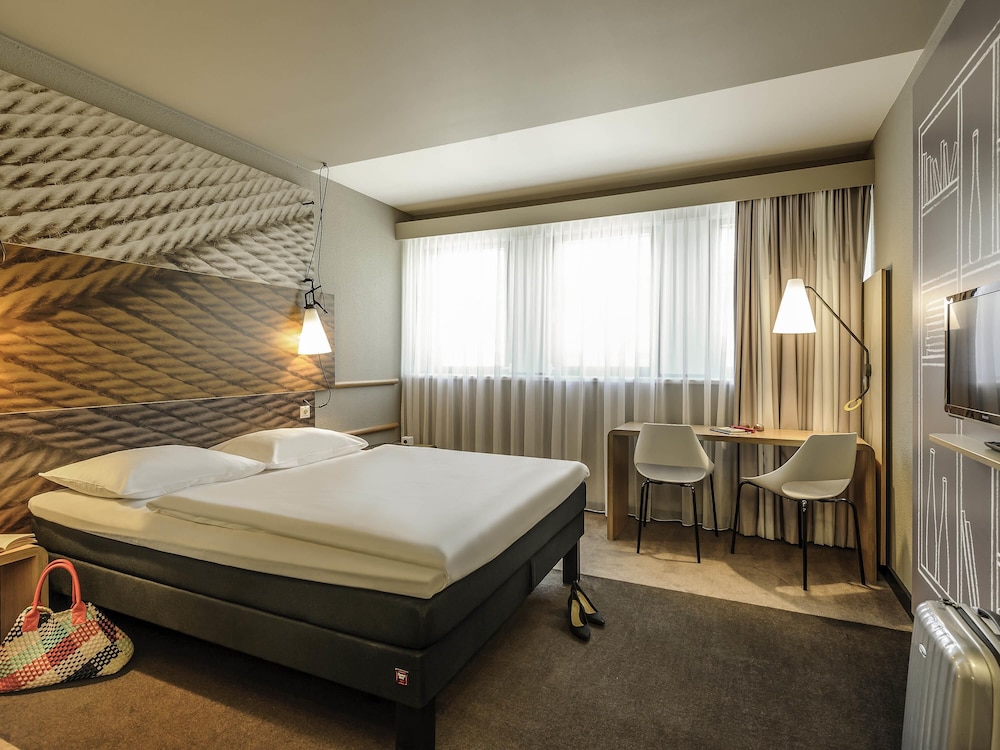 Ibis Innsbruck 16/48