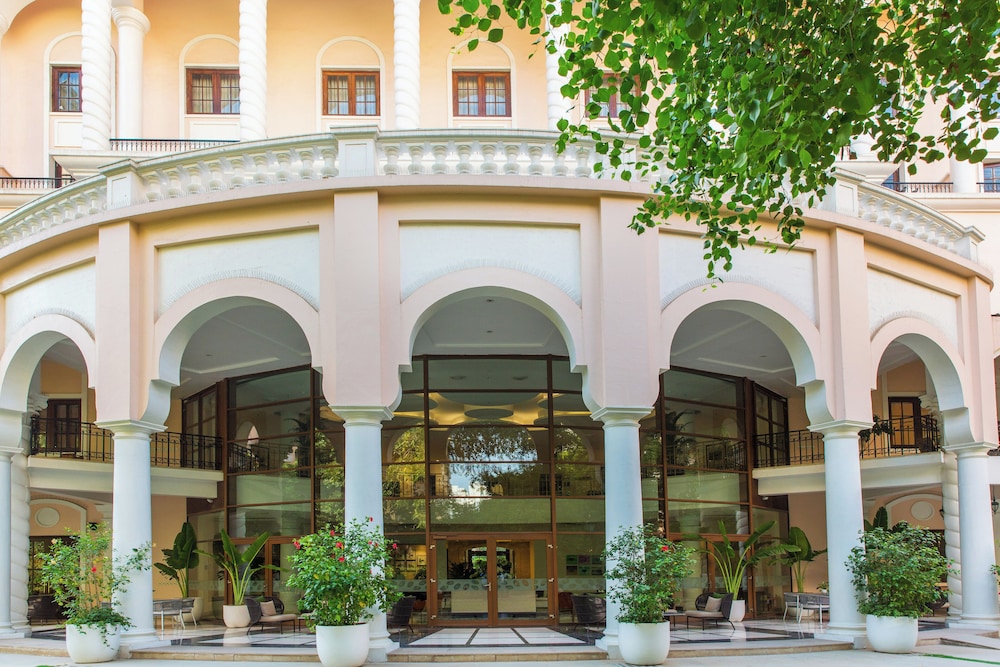 DLF Club 5 2/34