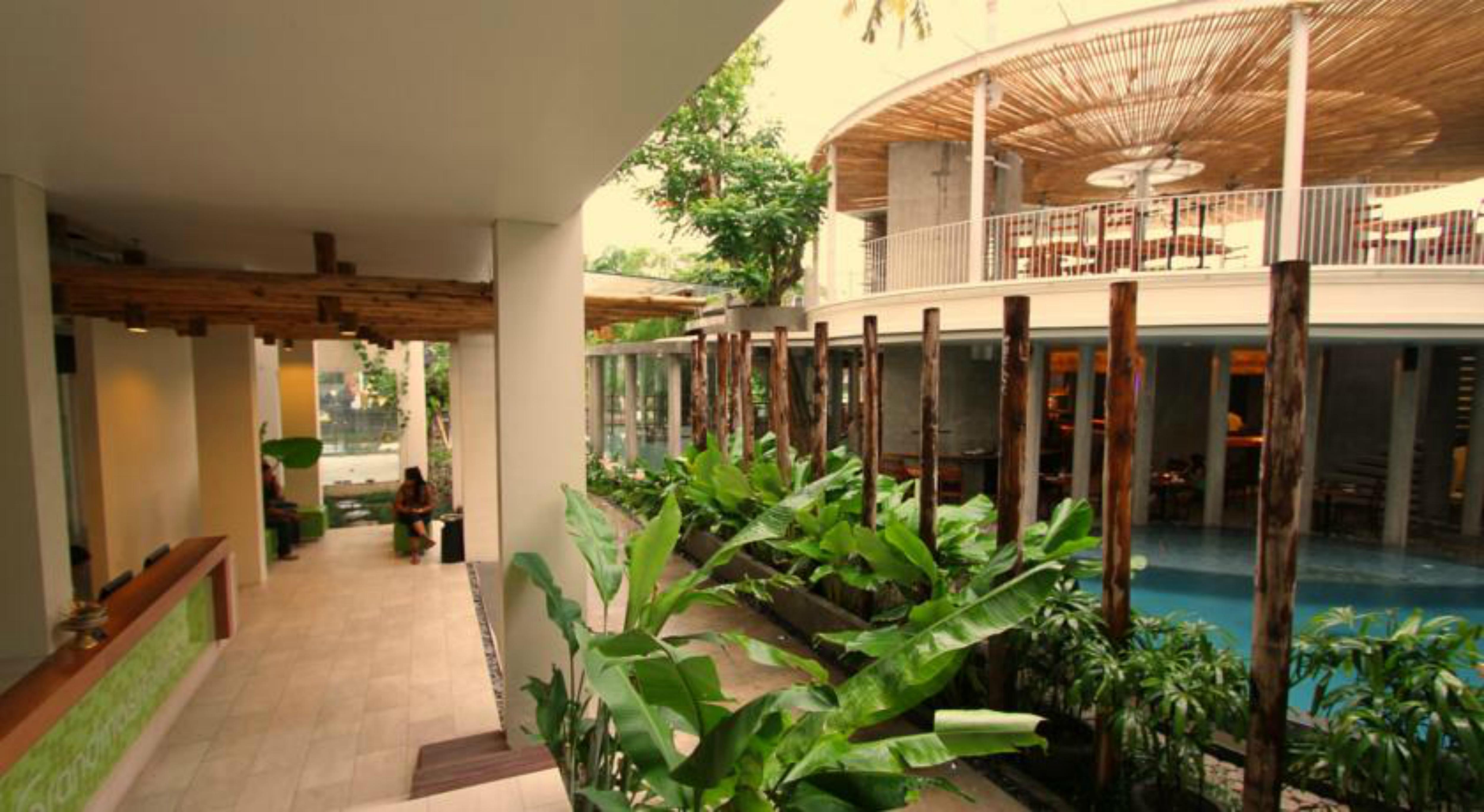 Grandmas Plus Hotel Seminyak 6/40