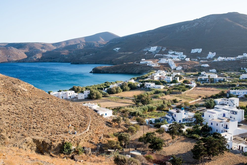 Mouras Resort 36/50