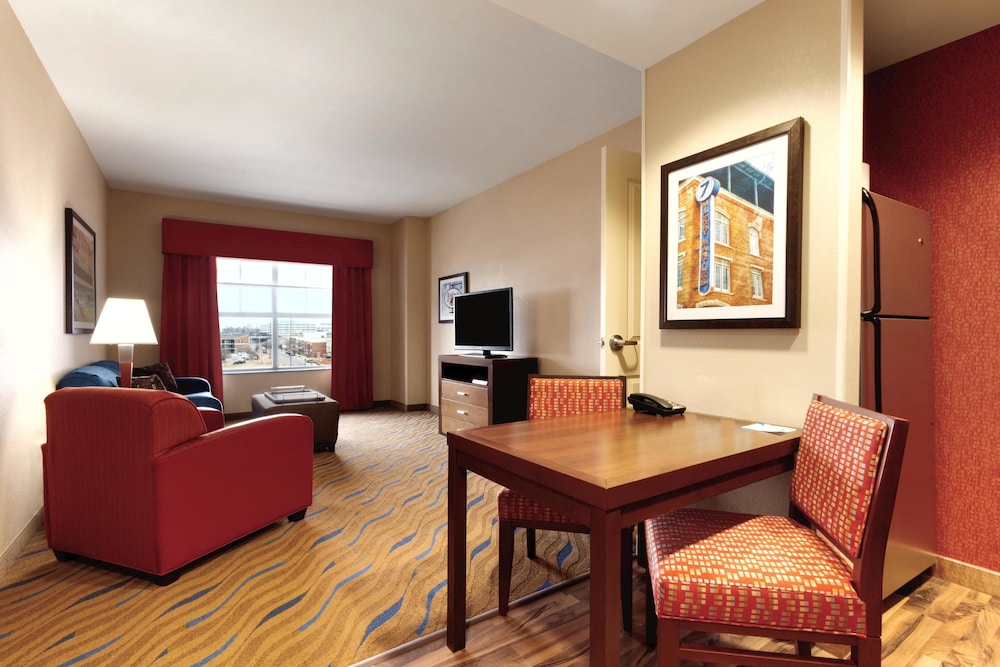 Hilton Garden Inn Oklahoma City Bricktown 34/50