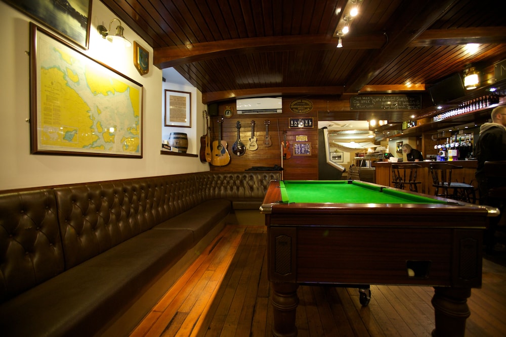 Ferry Inn 30/50