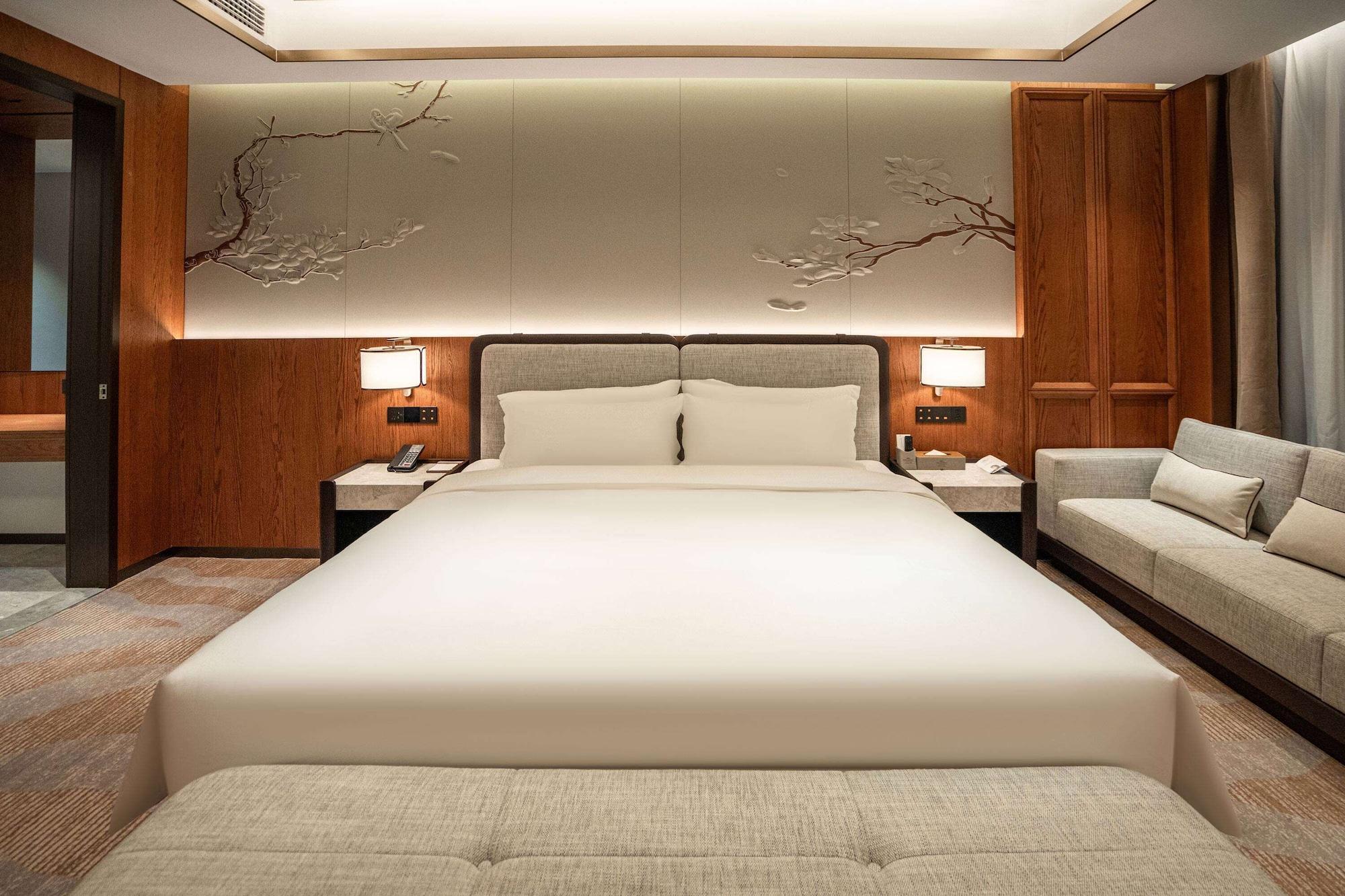 Howard Johnson by Wyndham Jufu Plaza Jinxi 28/30