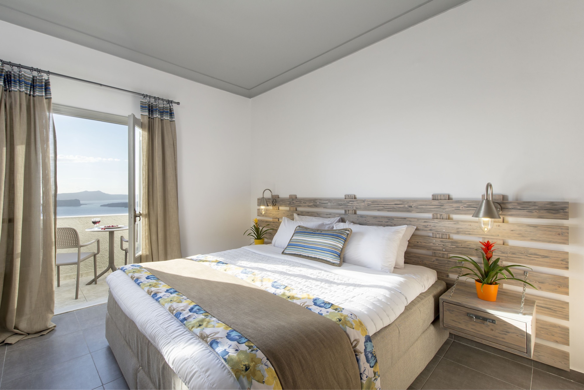 SUPERIOR, DOUBLE BED