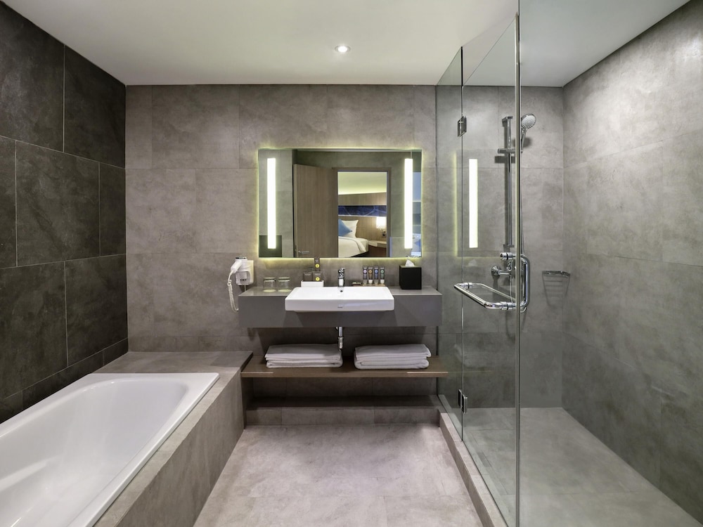 Novotel Jakarta Mangga Dua Square 70/71