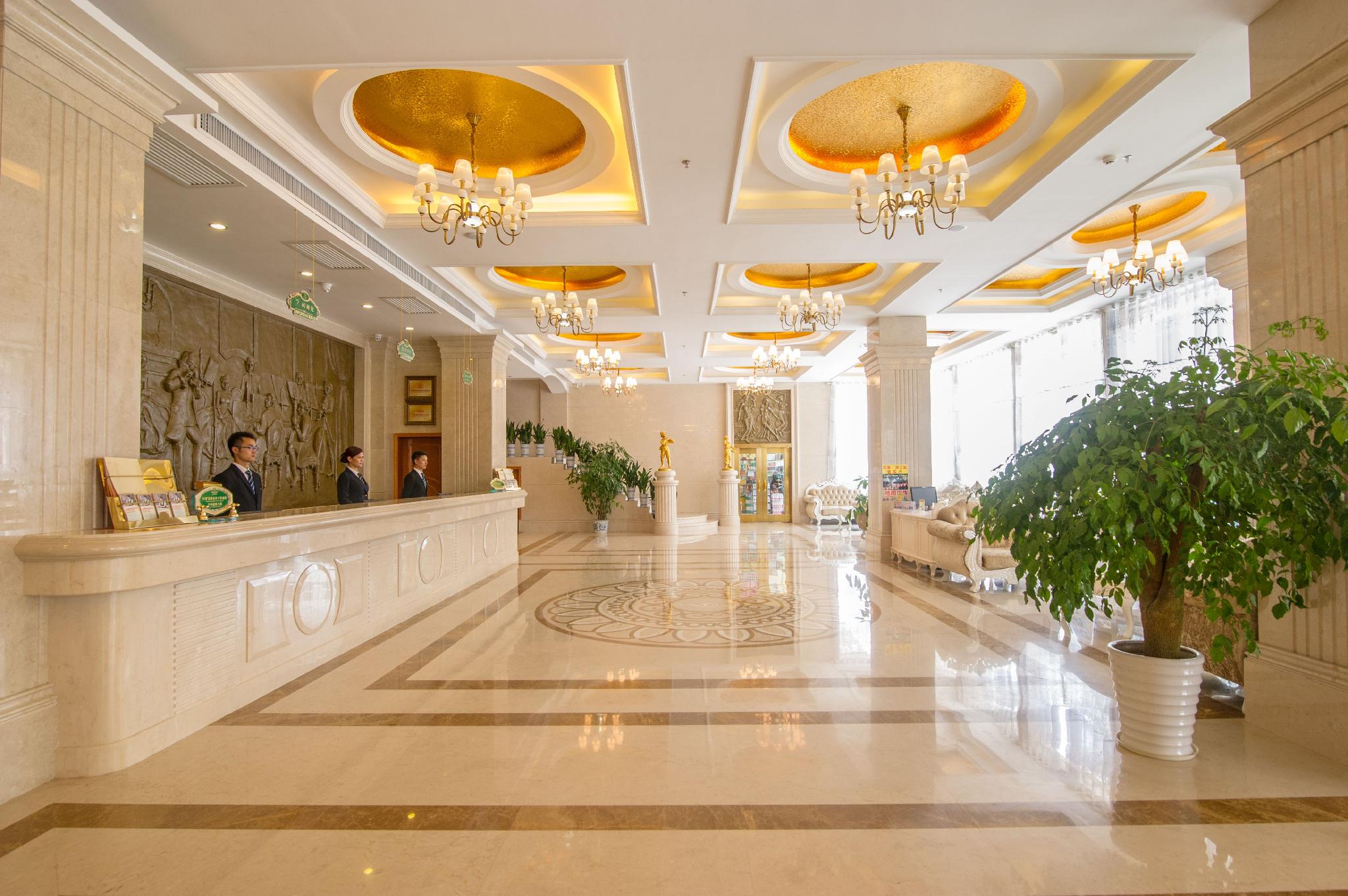 Vienna Hotel (Yangshuo Yinxiang) 14/56