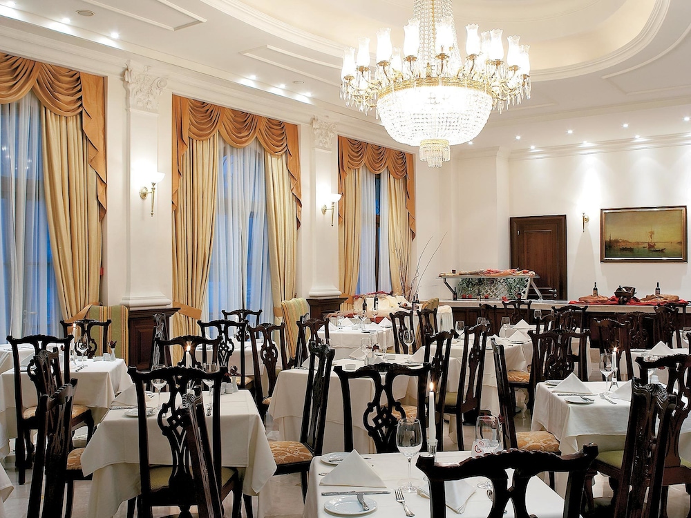 Grecotel Larissa Imperial 71/83