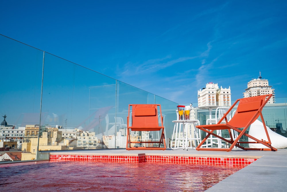 Akeah Hotel Gran Via - Adults Only 48/50