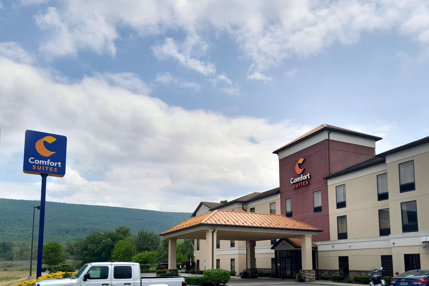 Comfort Suites Altoona North 3/32