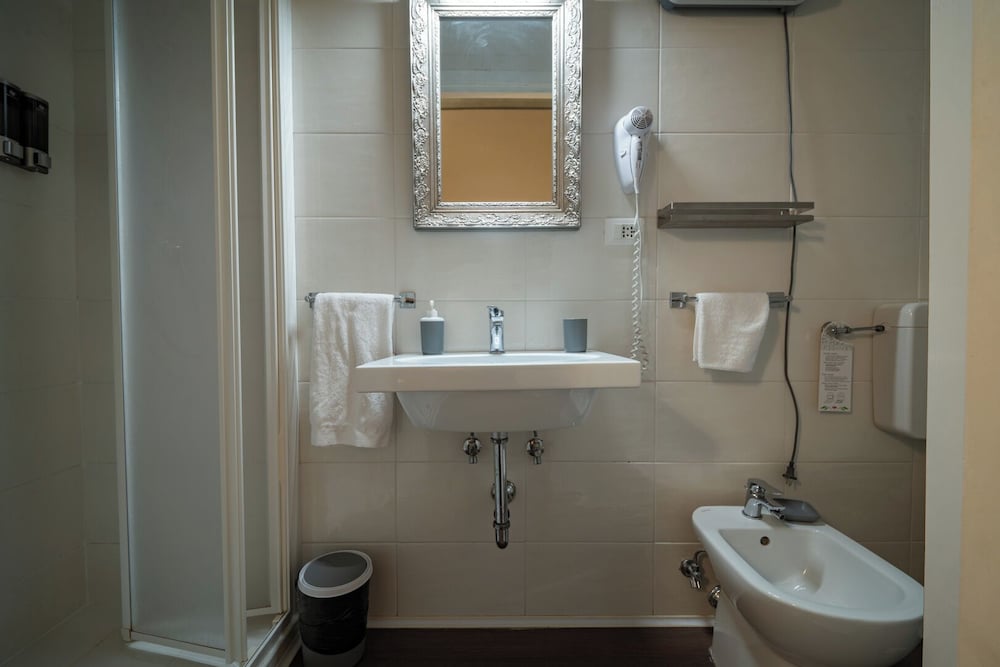 Hotel Genova Liberty 48/51