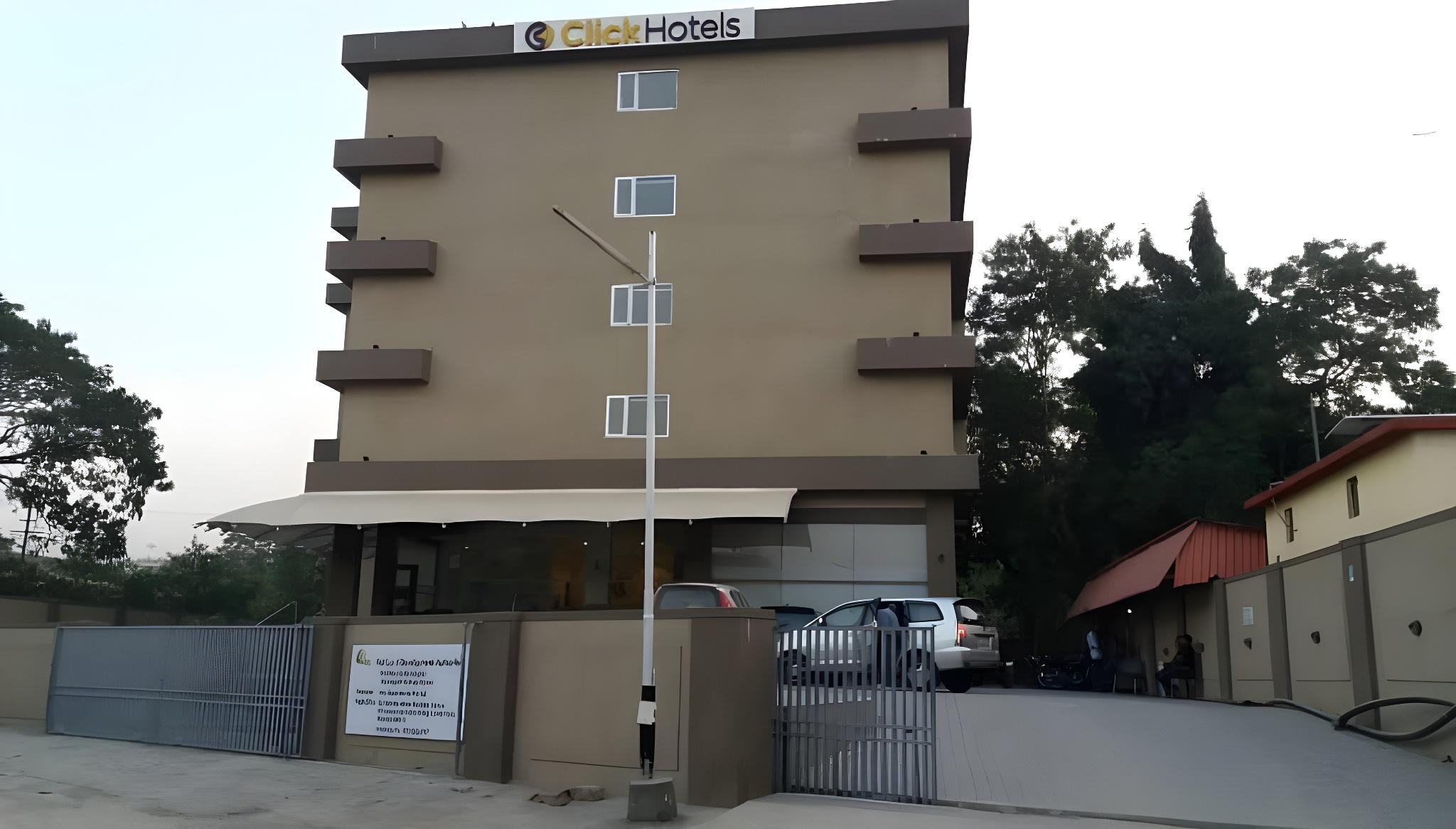 Click Hotel Junagadh 3/23