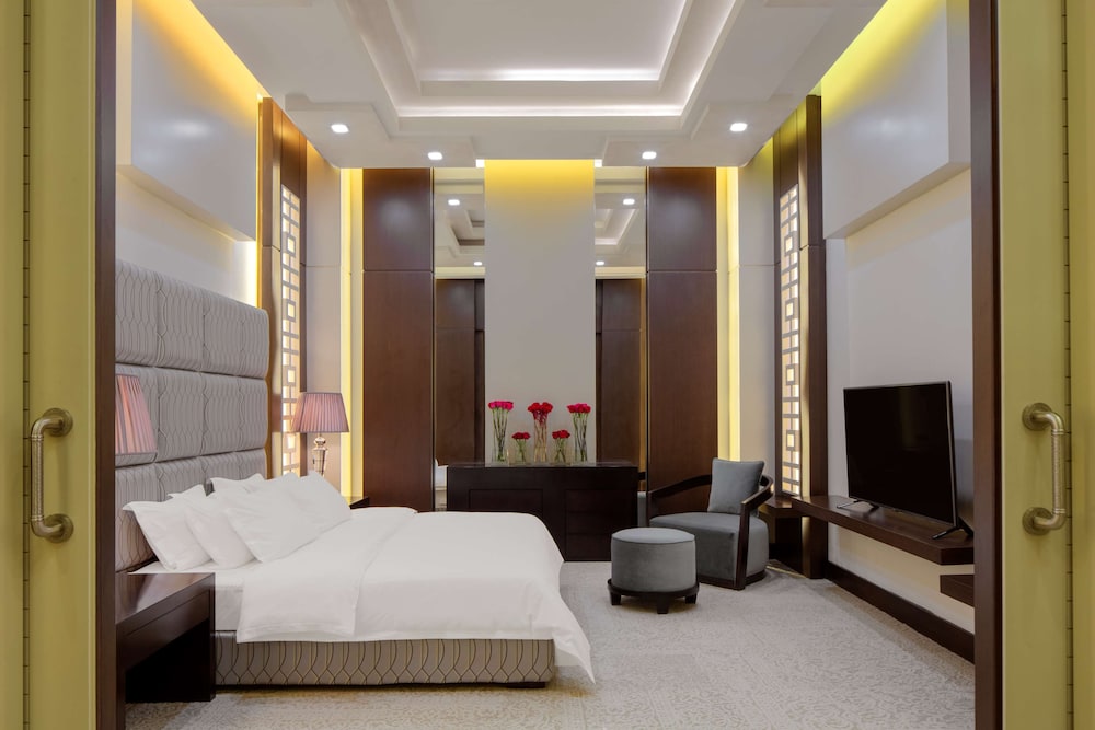 Nofa Riyadh, A Radisson Collection Resort 7/50
