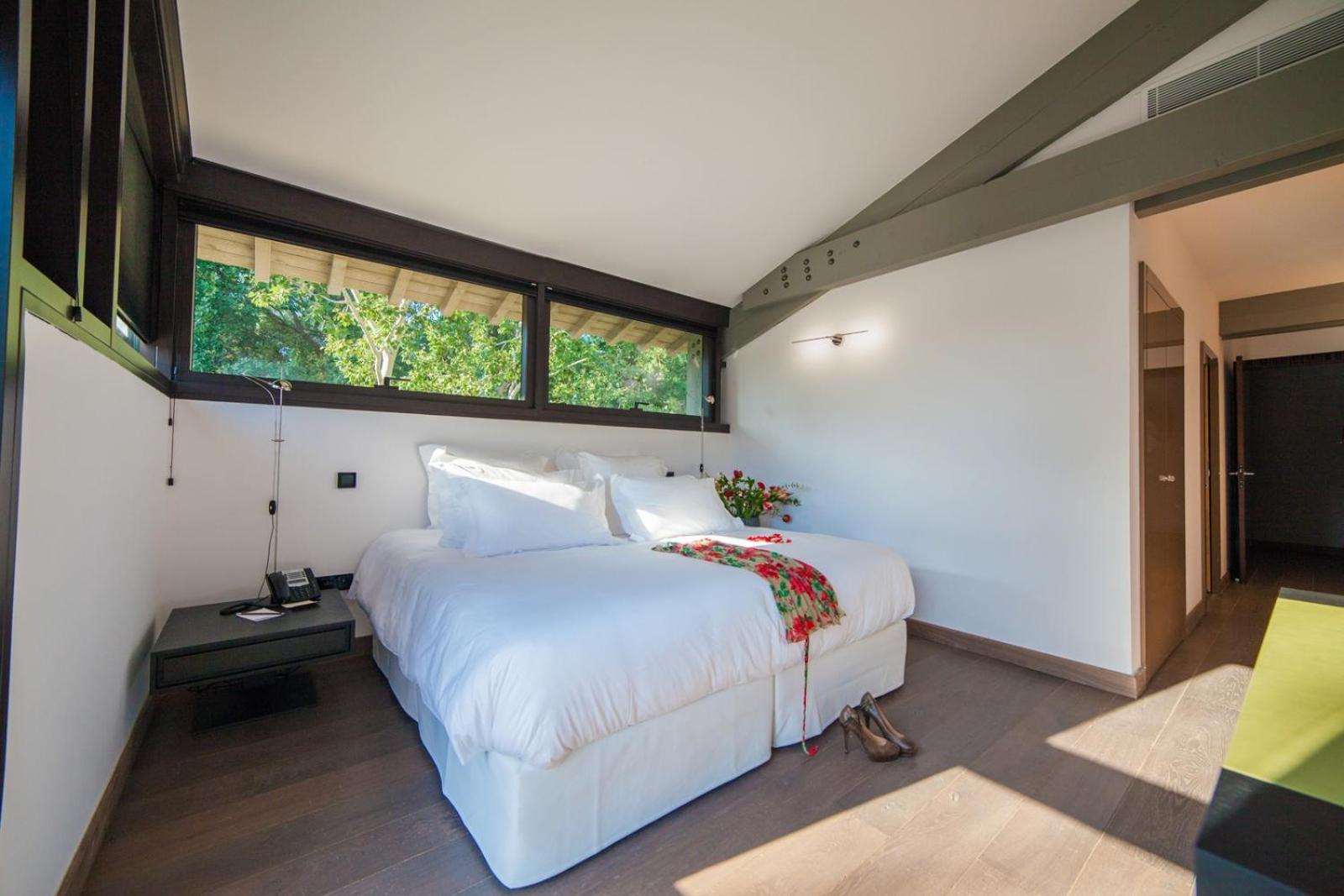 Deluxe, Villa, 3 King Beds