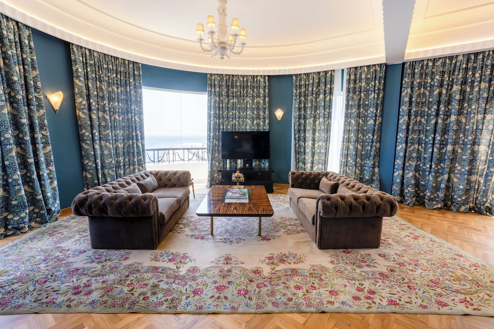 Warwick Palm Beach Hotel Beirut 29/50