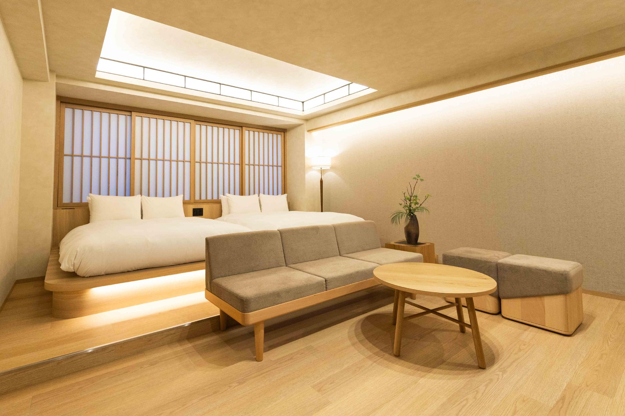 Premium, Prestige, Penthouse Suite