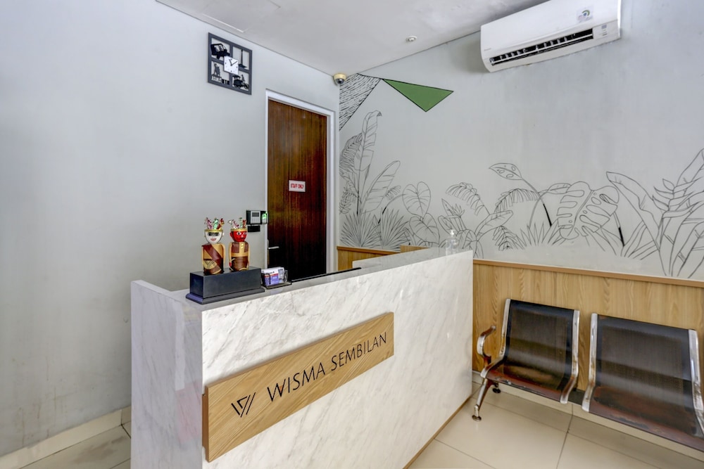 OYO 90056 Wisma Kebon Kacang 9 3/20