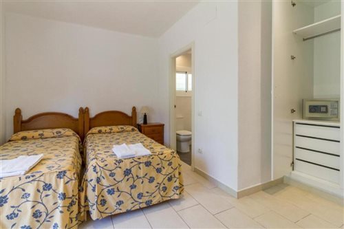 2 BEDROOMS, APARTMENT