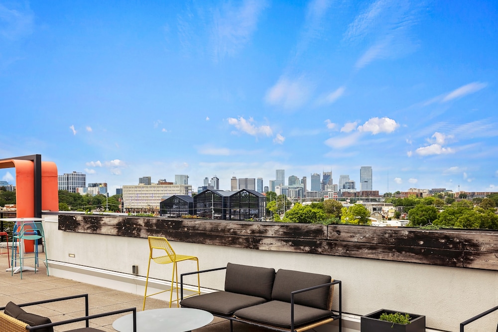 BentoLiving Chestnut Hill 74/77