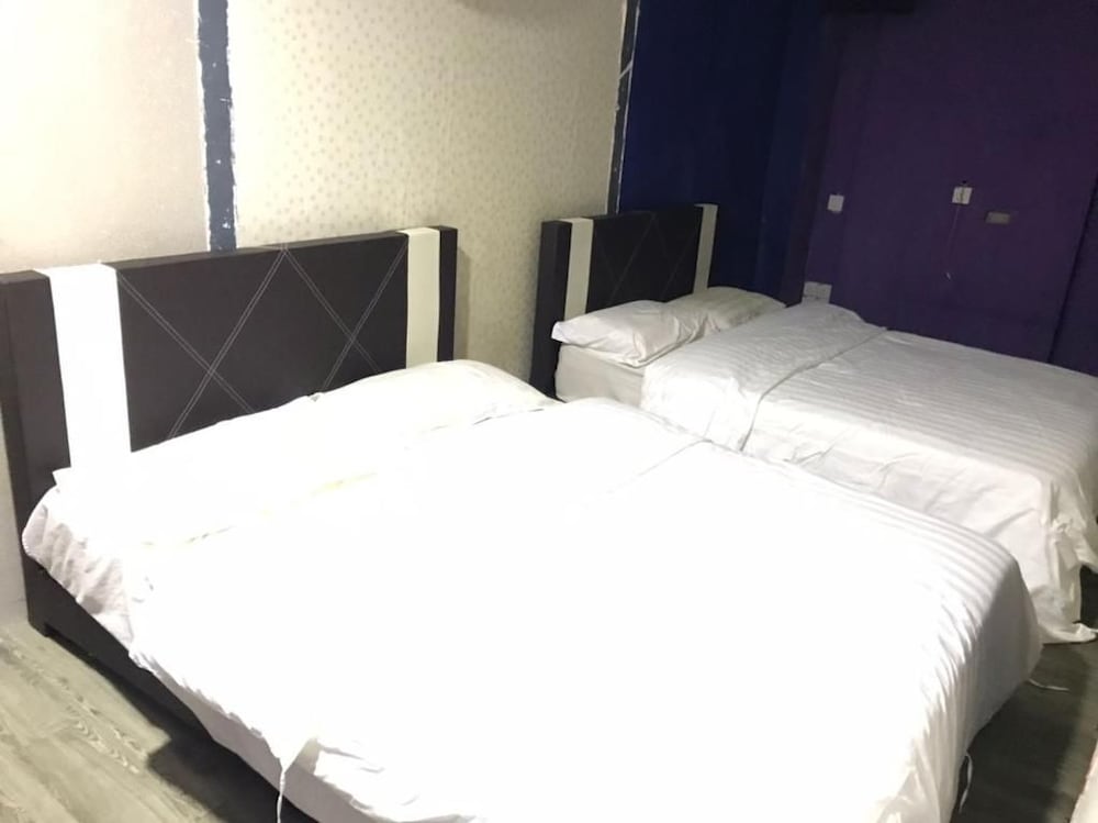My Family Hotel 15/36