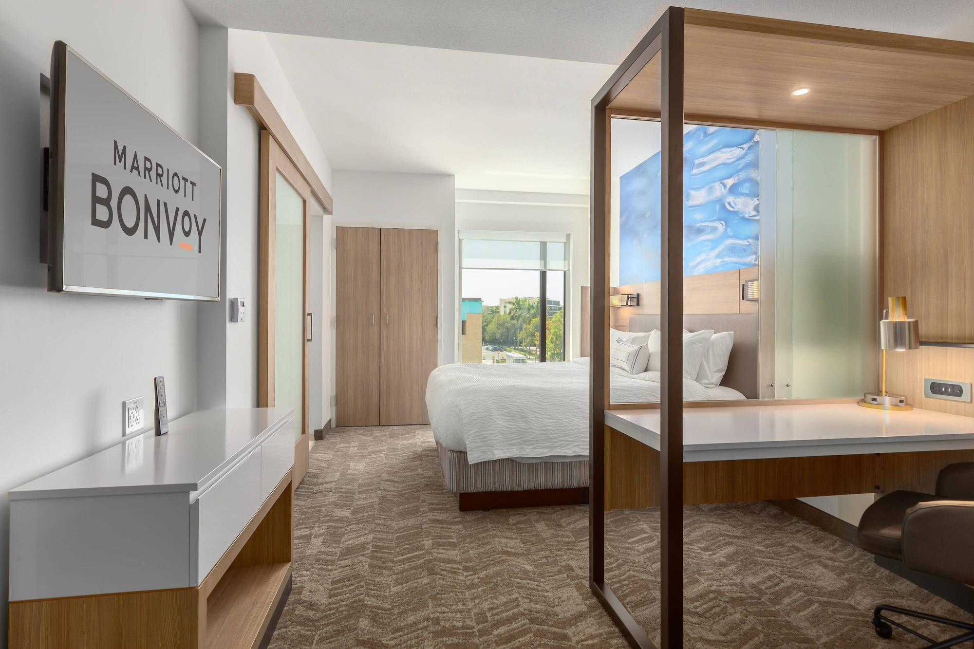 Suite, Multiple Beds