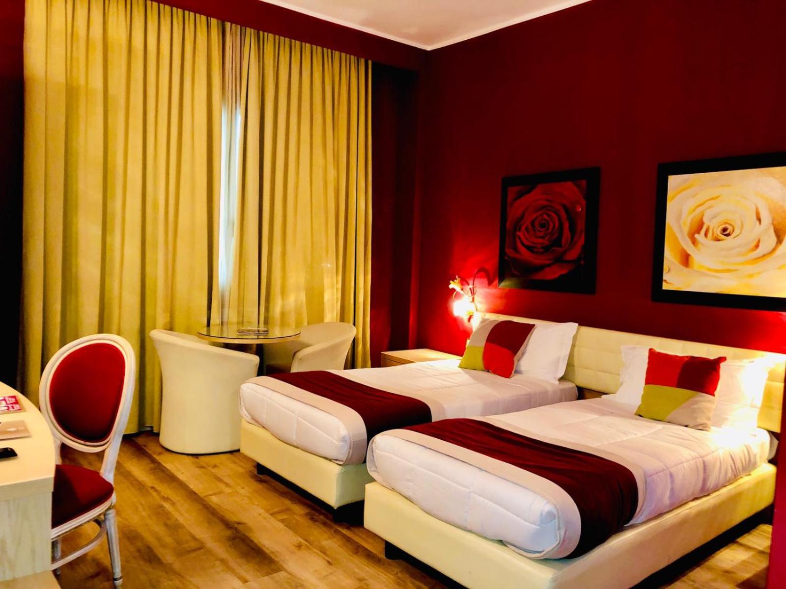 Standard, Triple, Single Bed