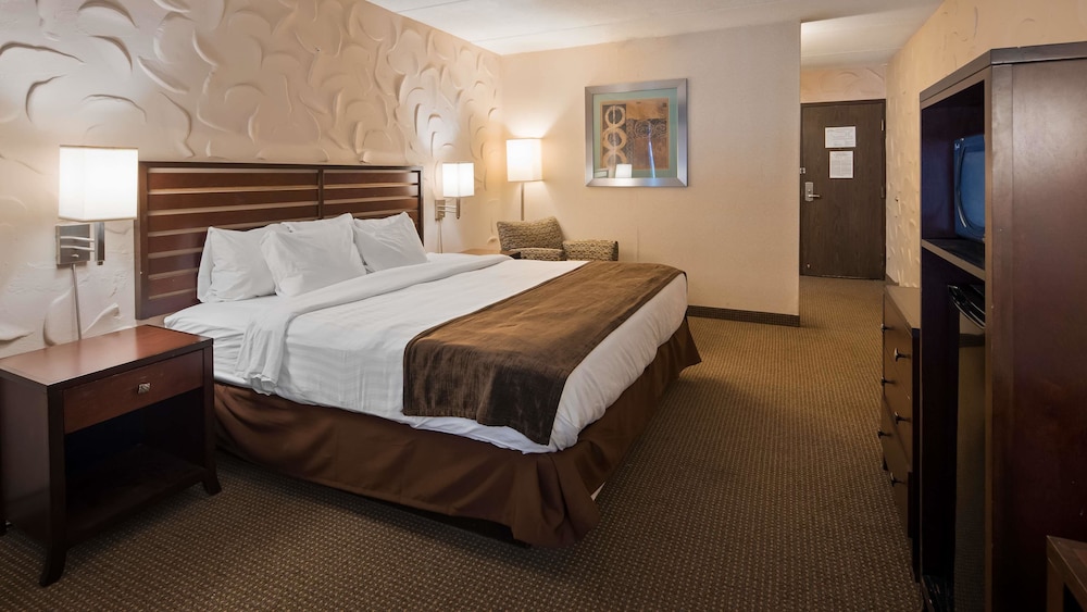 Albany Airport Inn 8/50