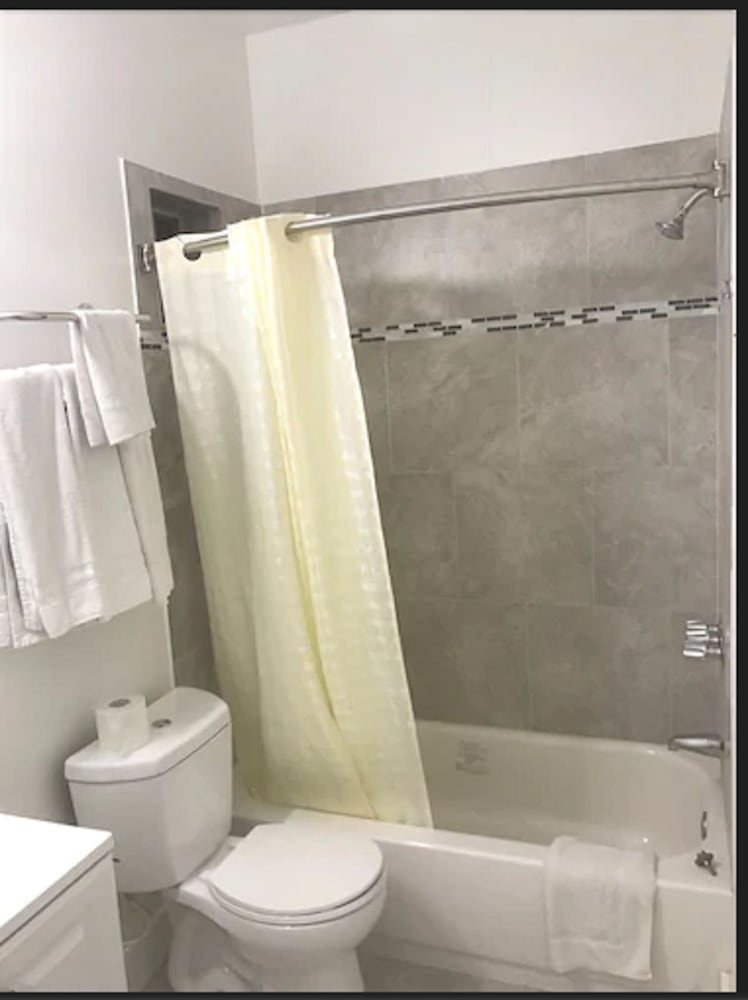 Stuart Hotel 24/28