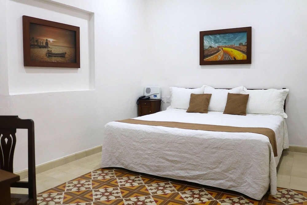 Hotel El Navegante 10/45