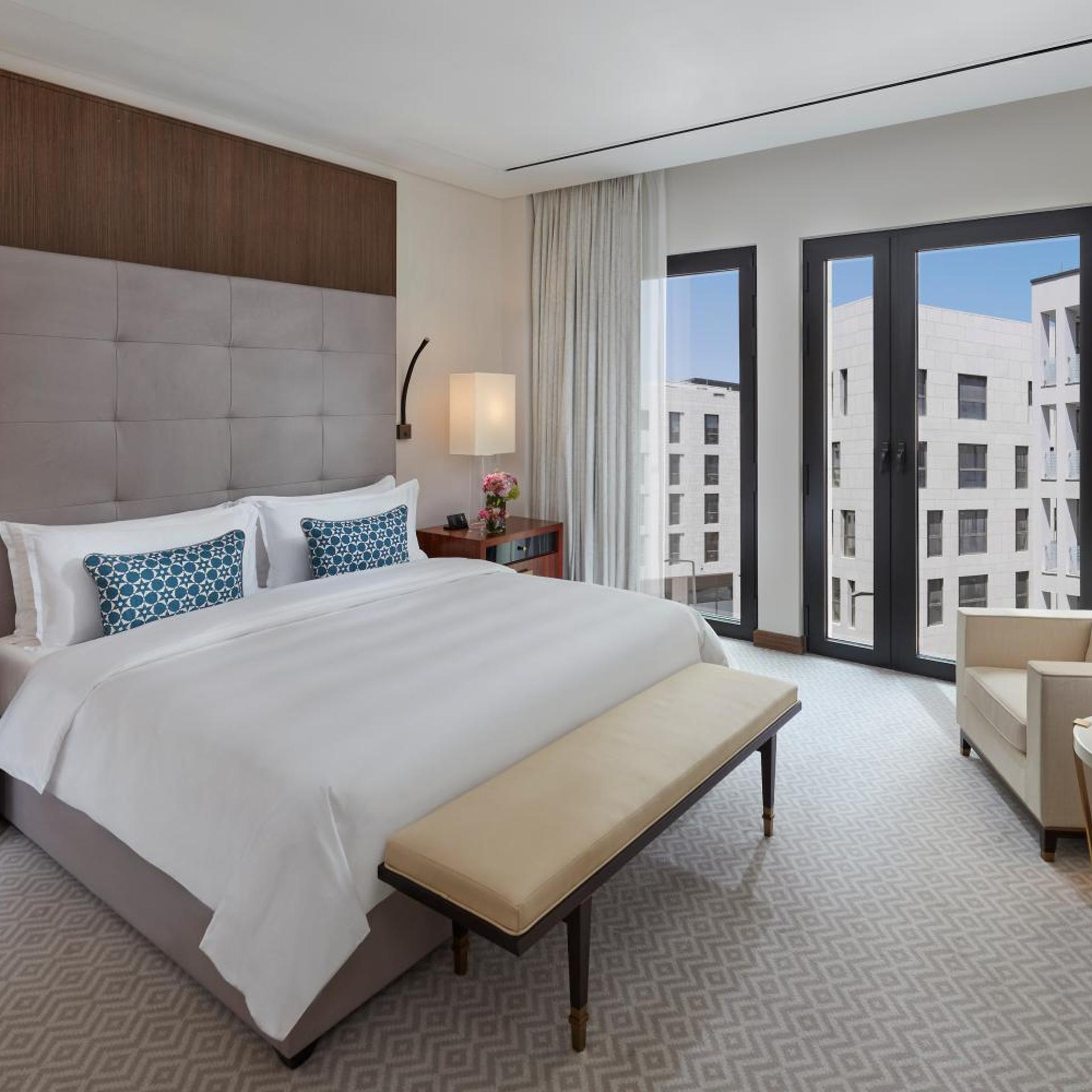 2 Bedrooms, Study, Apartment