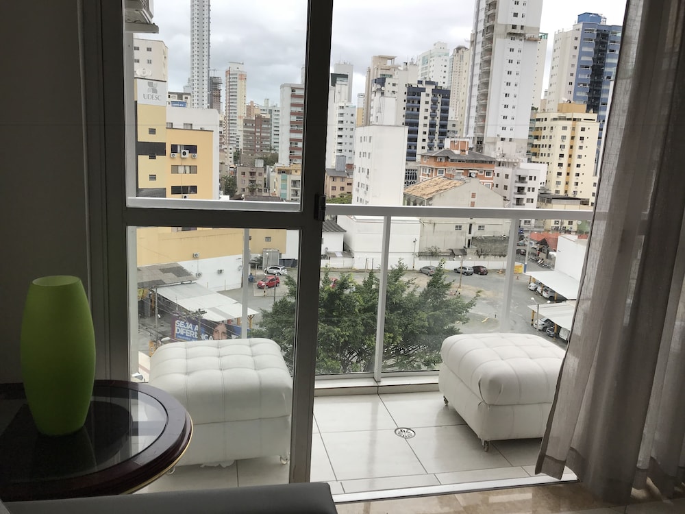 Apartamento Edifício Central 38/42